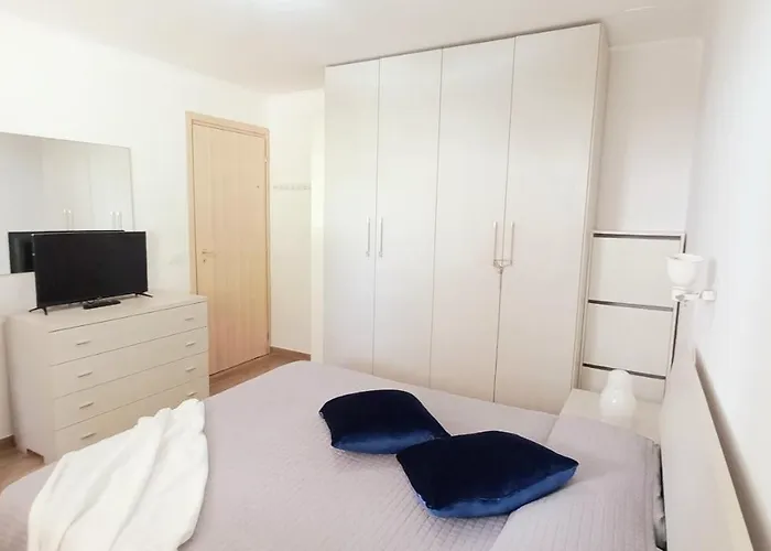 דירה Rosmarino_appartamento Fronte Mare רוזטו דליי אברוצי